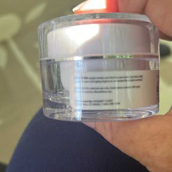 REFRESH Anti-Aging Eye and Face cream set - Picture 2 of 5
